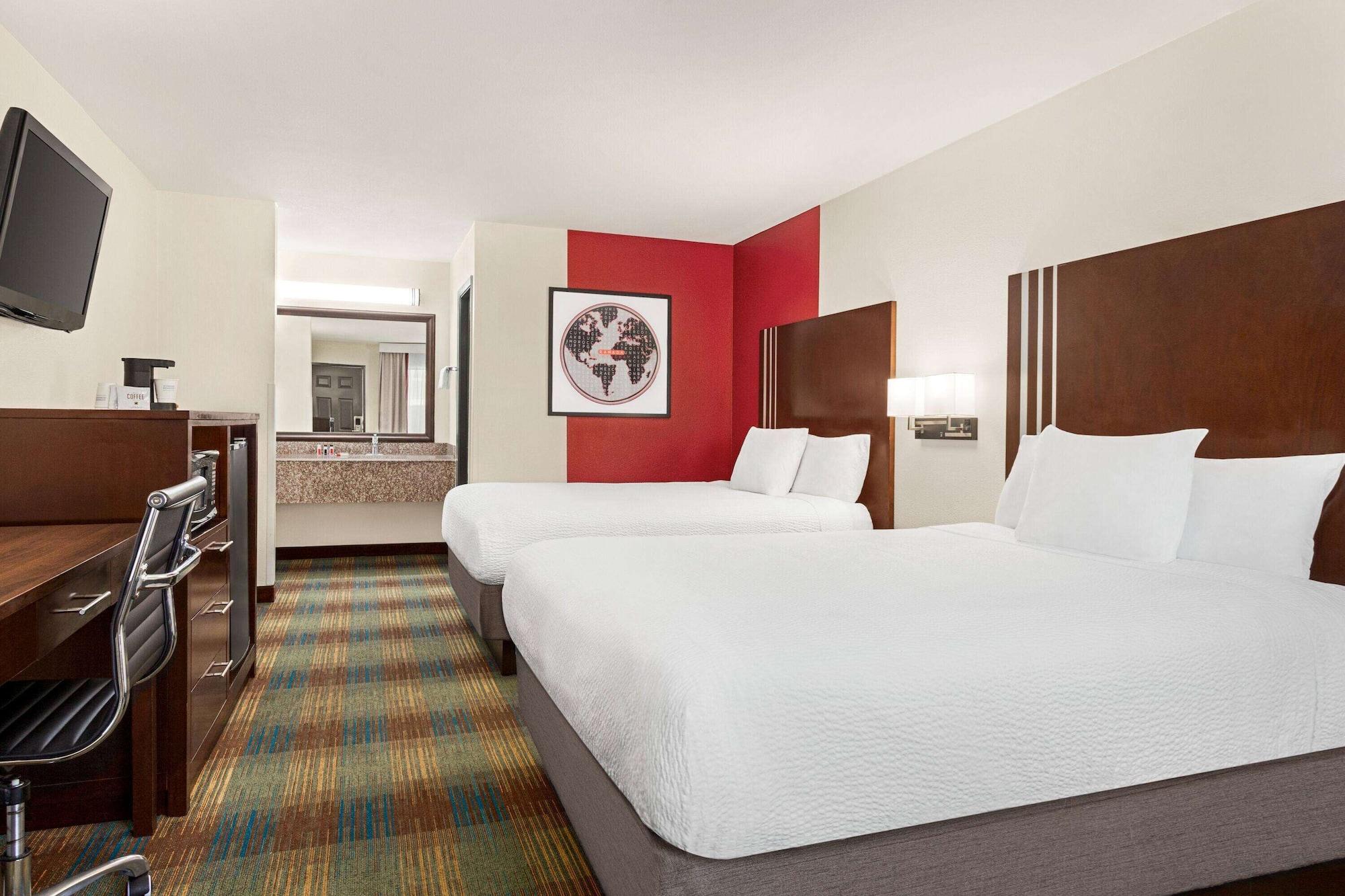 Ramada By Wyndham San Antonio Near Seaworld - Lackland Afb Eksteriør bilde